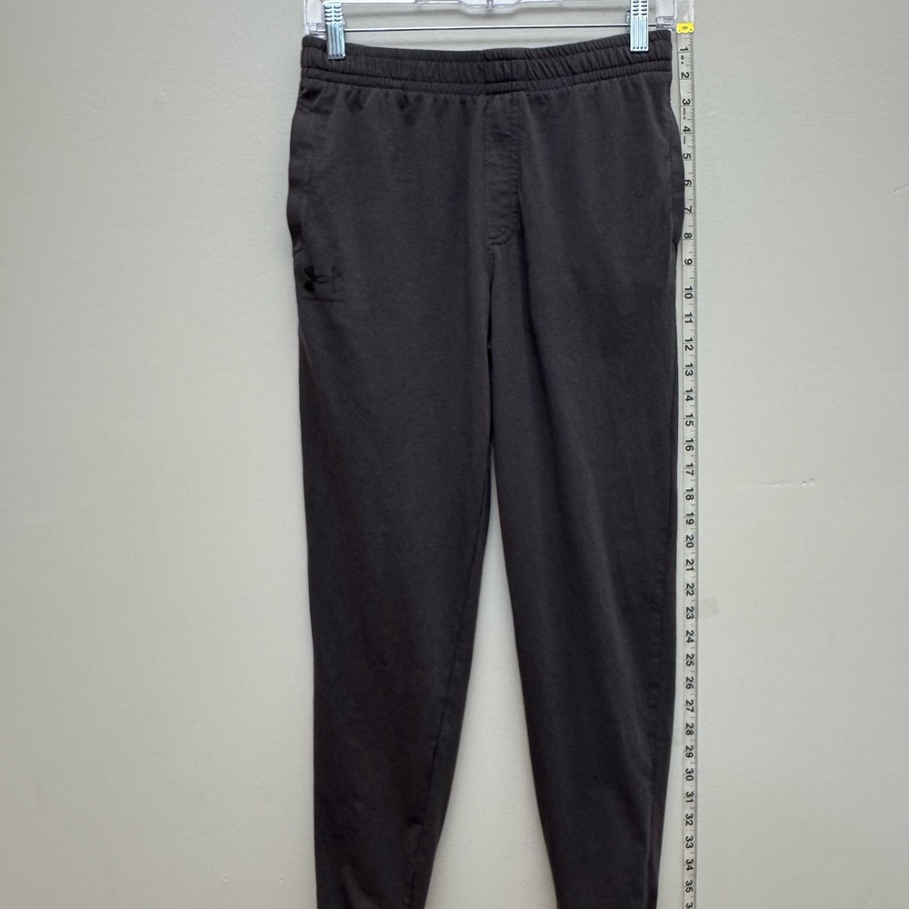 Under Armour Youth XL Black Jogger Sweatpants Loose Athletic